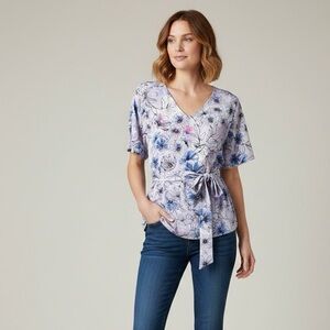 Ricki's Floral V-Neck Top | Size Large